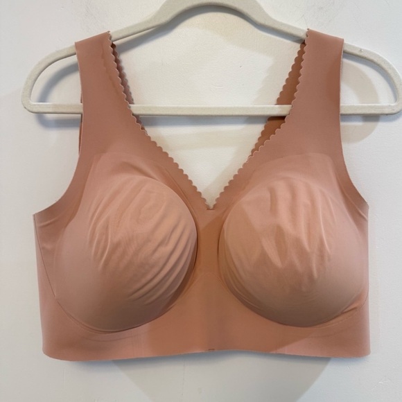 EVELYN| EVELYN HIMALAYAN SALT WIRELESS
PLUNGE BRA - Picture 6 of 12